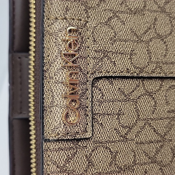 Calvin Klein XBody Bag Tan & Brown Signature Print - Picture 6 of 16